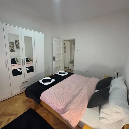 Petrovic Apartment